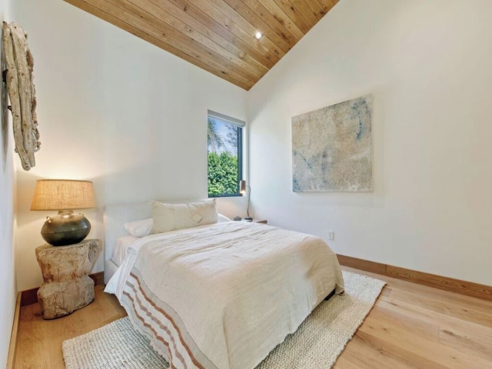 Lechusa - Secluded Creative Compound: Luxury 2-acre Estate w/ Studio & Pool