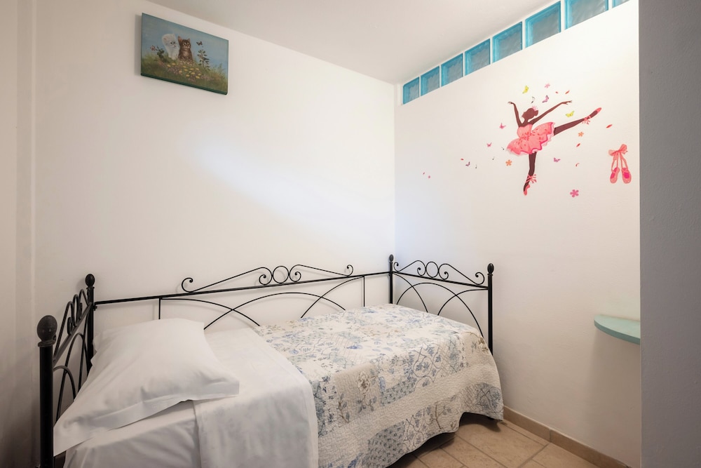 Follonica Apartments