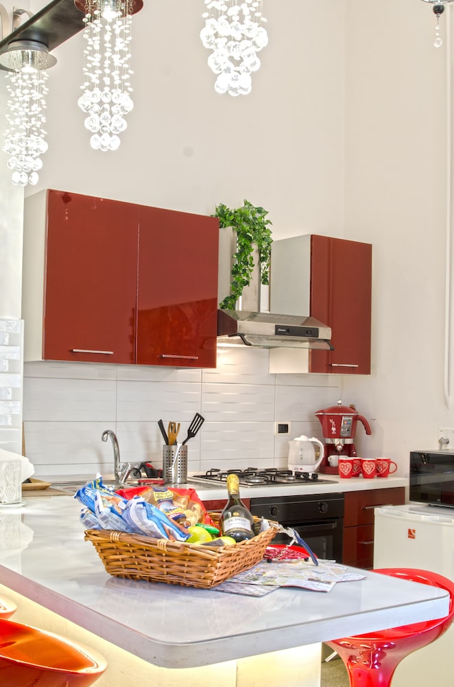 Merulana Suite Apartment