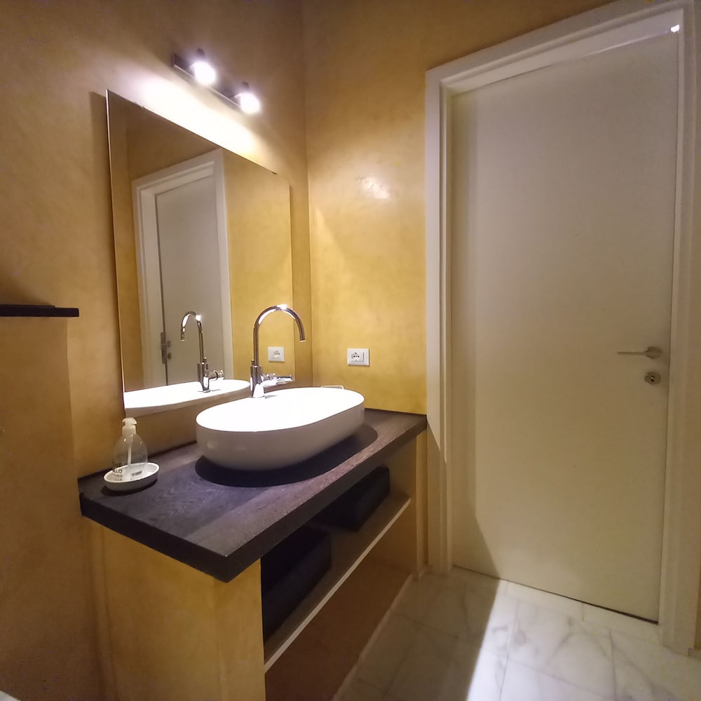 Pepi 64 in Firenze With 2 Bedrooms and 1 Bathrooms