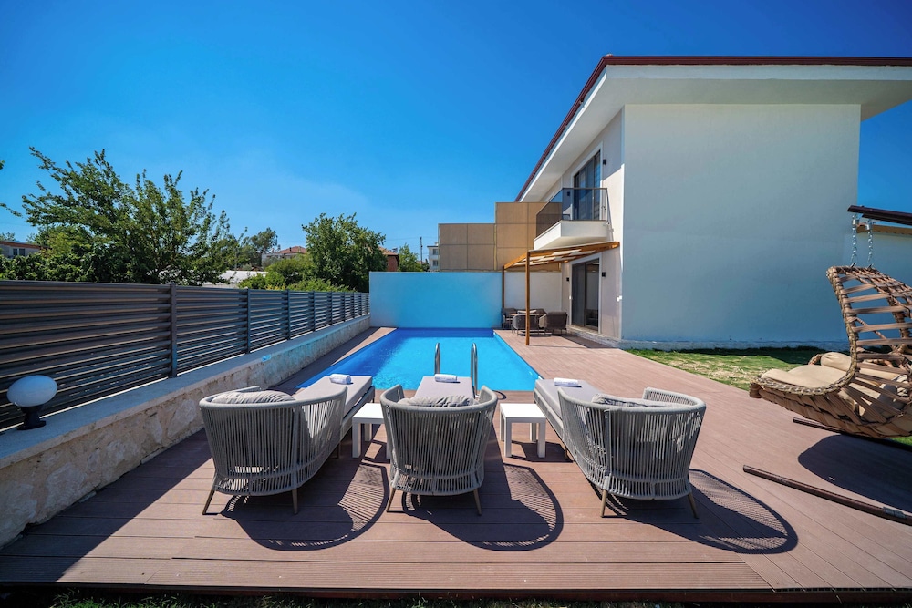 Kas Pera Villas