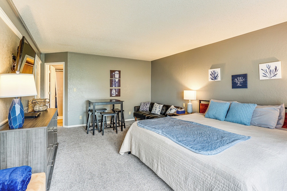 Margaritaville Lake Resort Home 1 Mi to Marina!