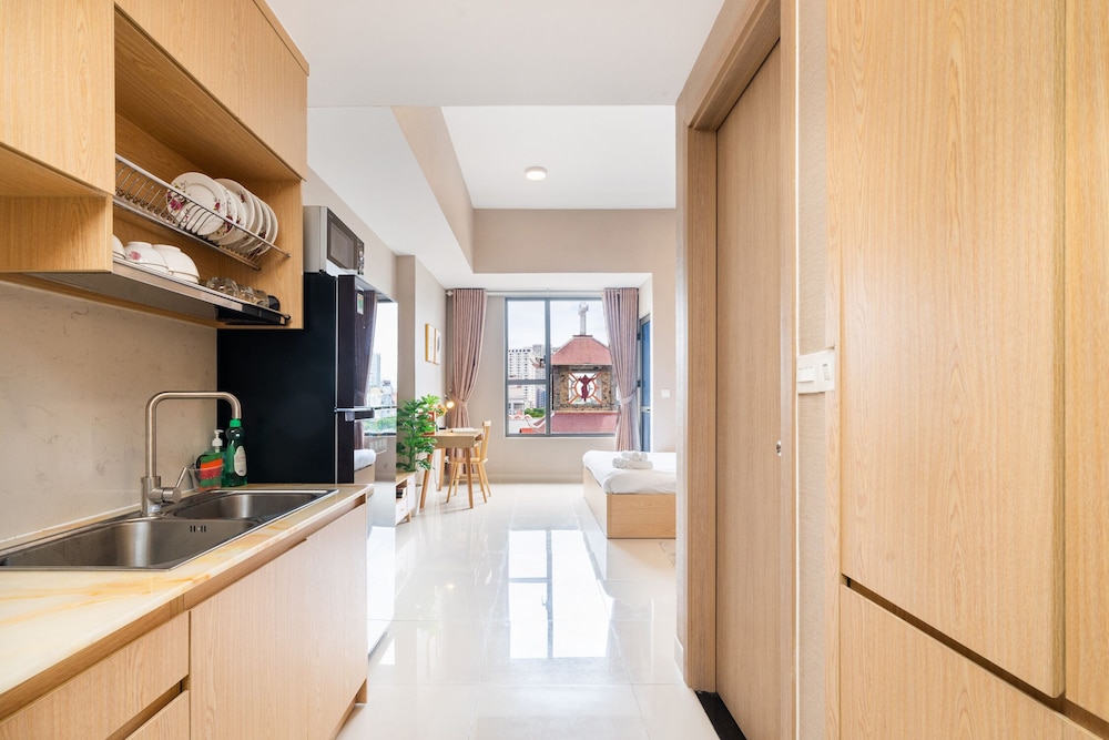Chau Apartments