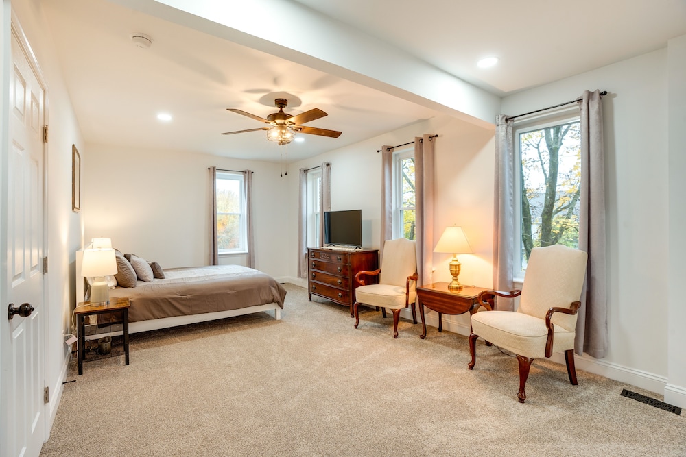 Miscellaneous Market Vacations - Family-friendly Hatfield Home: 3 Mi to Downtown! - Property Image 2