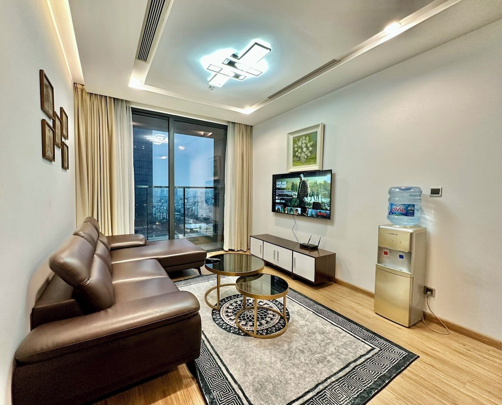 Hagi APT - Vinhomes Metropolis in Ha Noi