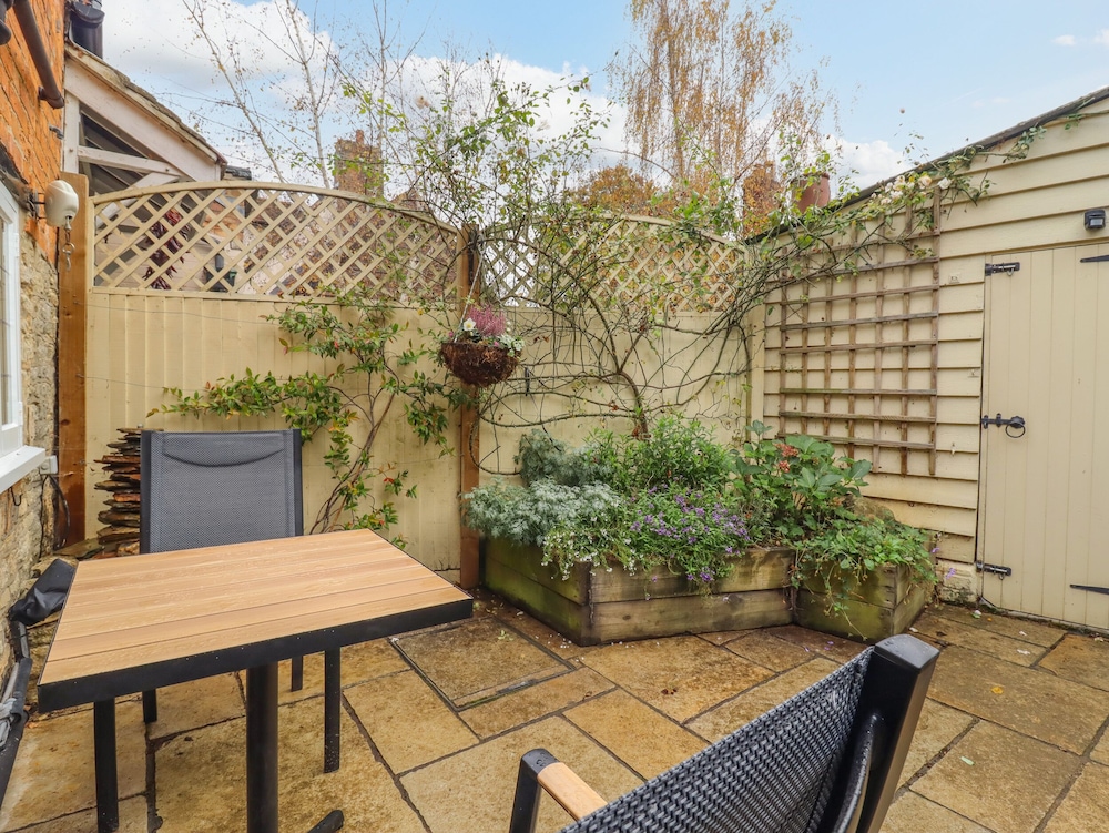 Wayside Cottage