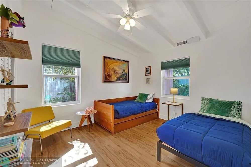 Castaways Casita Saltwater Pool Dog Friendly