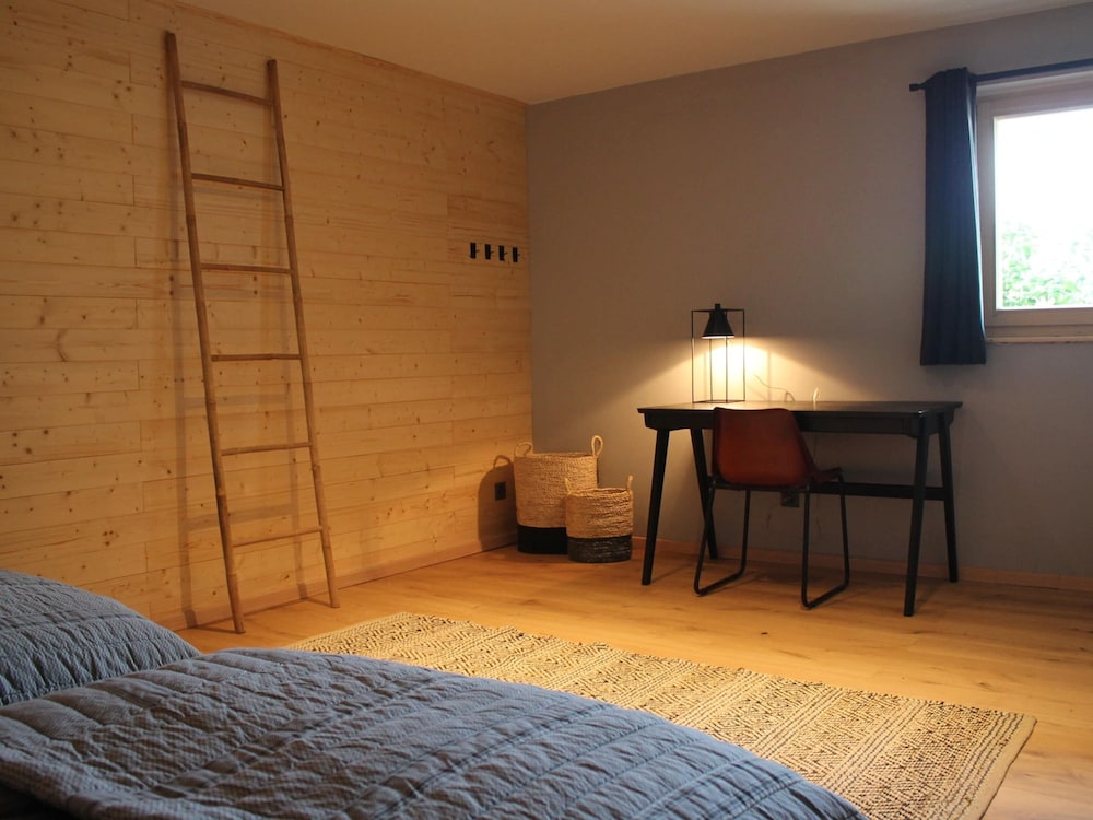 Chalet in La Tzoumaz Near Ski Lift view 2