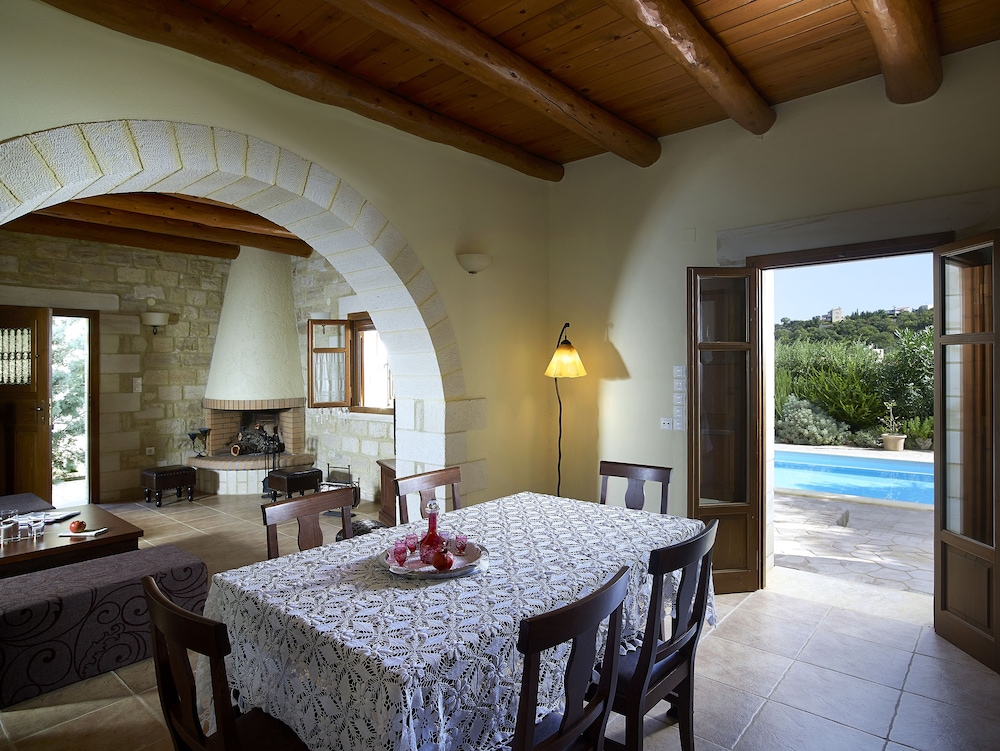 Vederi Estate