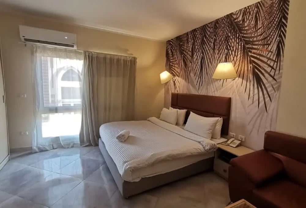 Happy Apartment Hotel