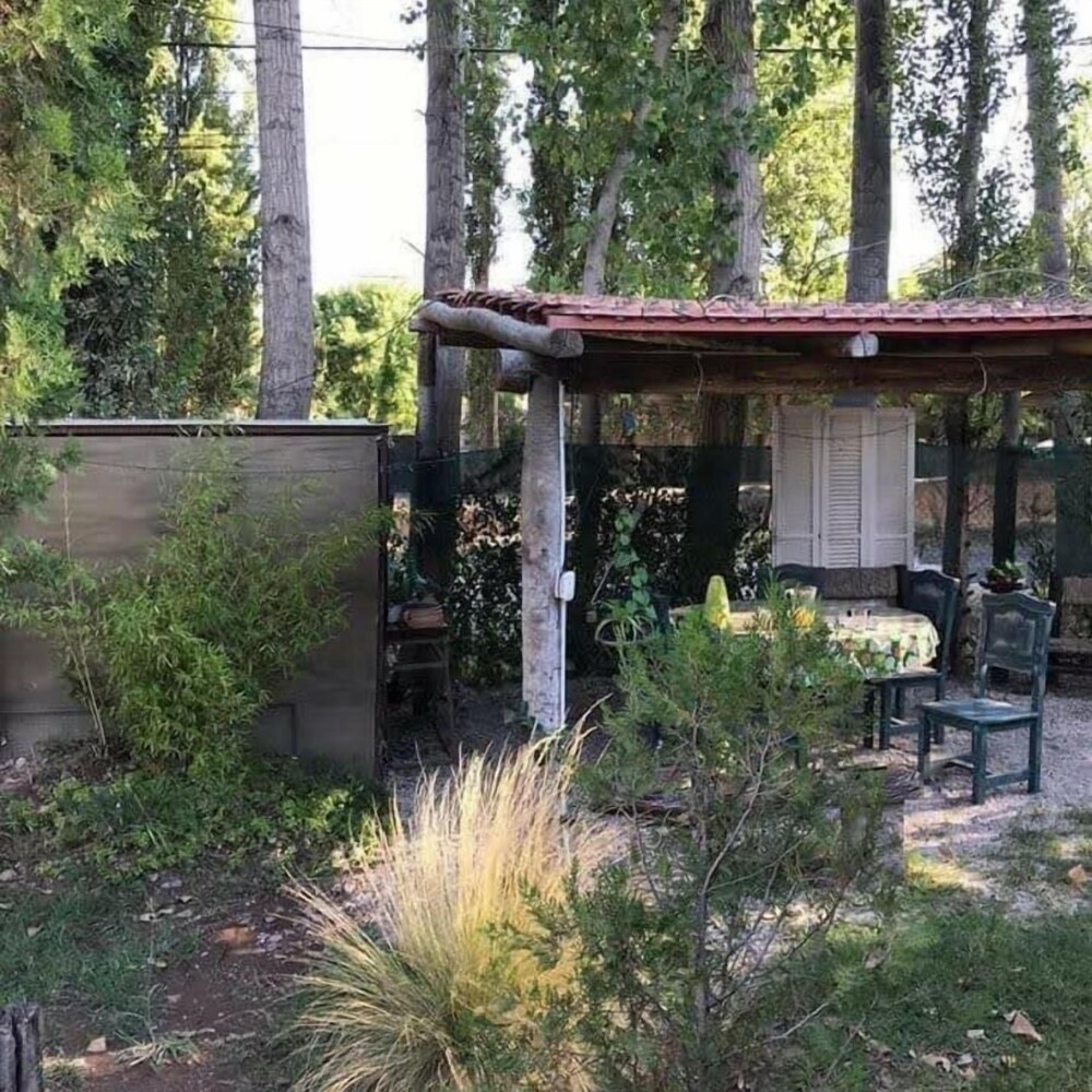 Dark Green House en Chacras de Coria
