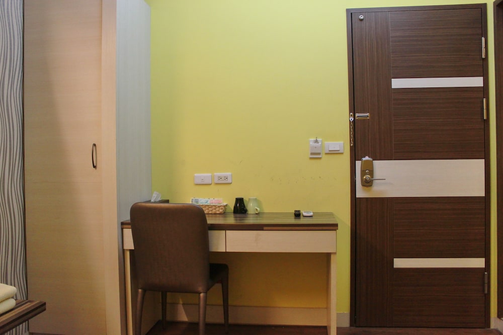 LOK Hotel