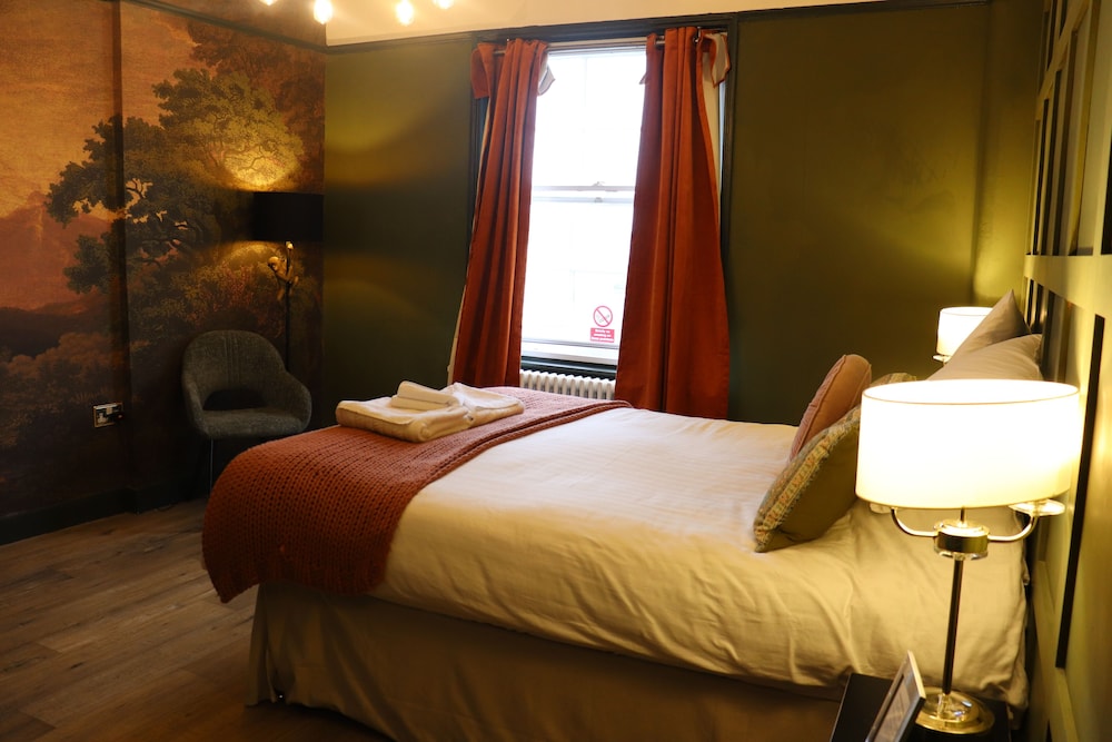 Rooms on The Prom