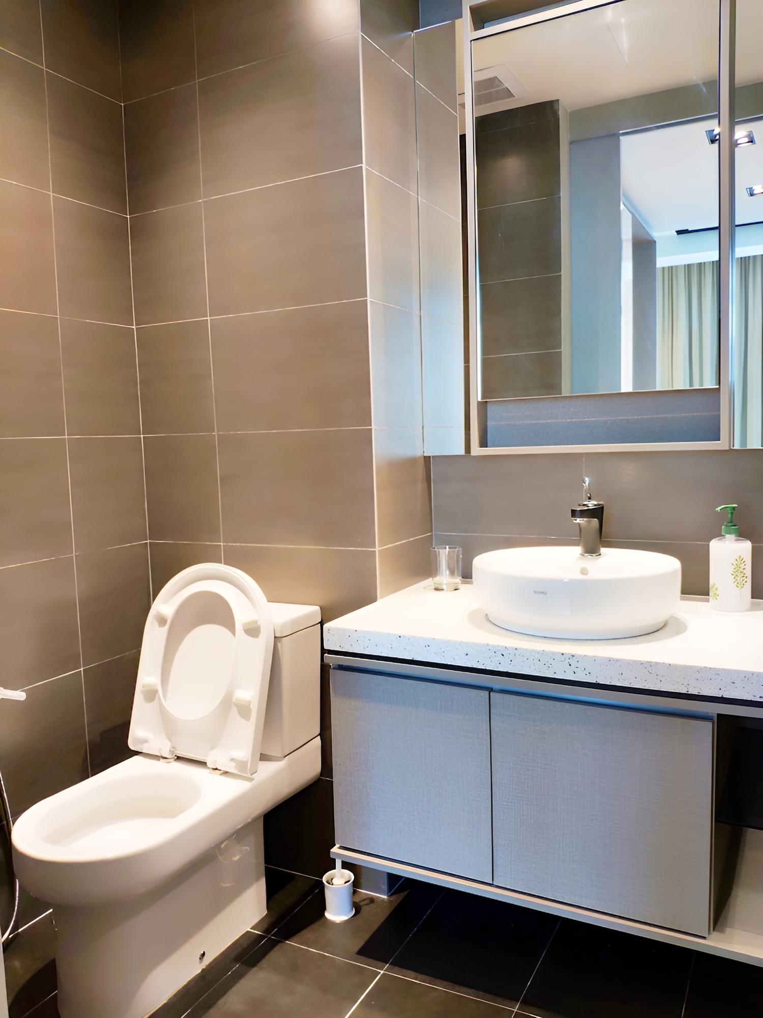 Expressionz Professional Suites by HostaStay