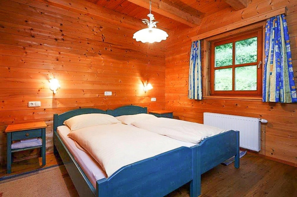 Chalet in Schlierbach Near Ski Trails