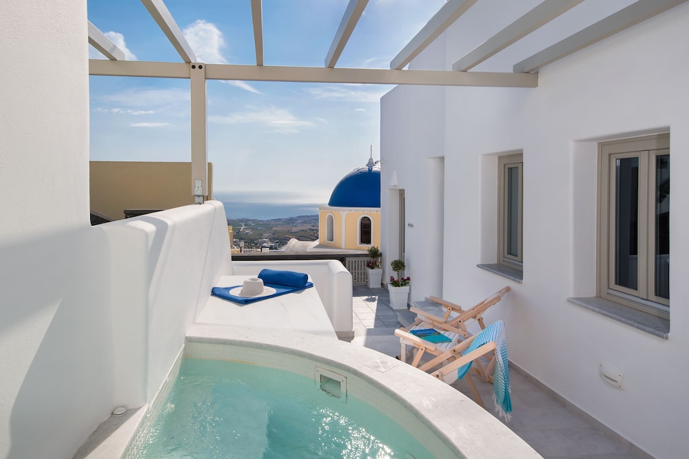 Altemar Suites