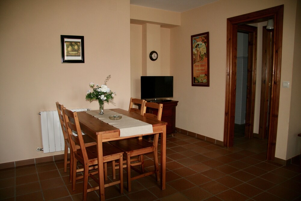 Apartamentos Rurales La Bardenilla view 3