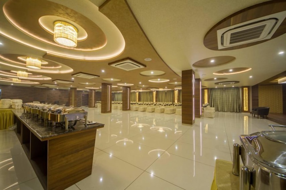 The Grand Vinayak
