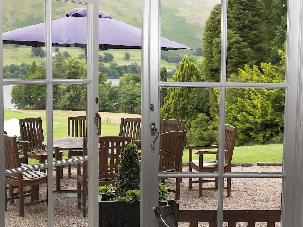 Penrith Vacations - Macdonald Leeming House - Property Image 17