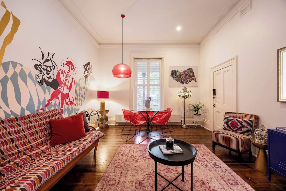The Empress Direct Access Carlton Gardens