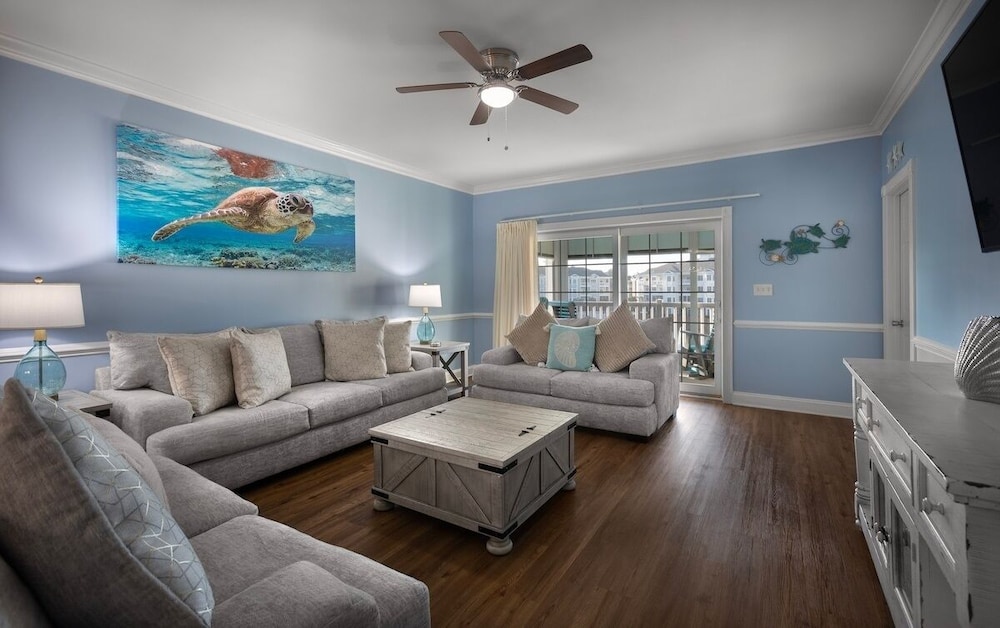 Magnolia Pointe Luster Leaf 4851-301 3 Bedroom Condo