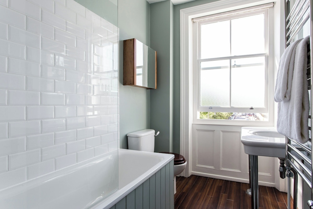 Gibson Square by Onefinestay