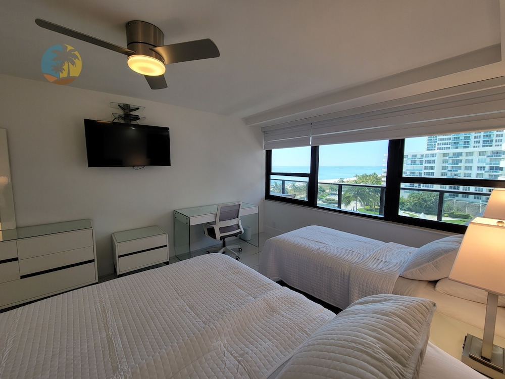 Alexander 903 4 Bedroom Apts