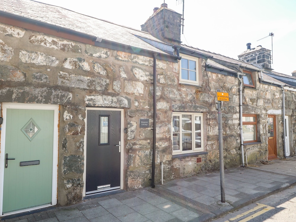 Weaver's Cottage