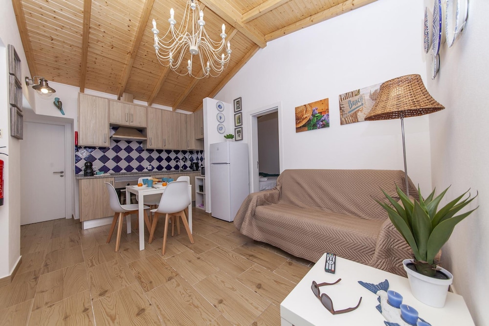 B54 - Casa Azul in Burgau