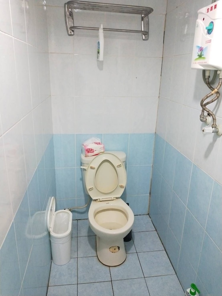 Ha Ha Cat Home Kaifeng