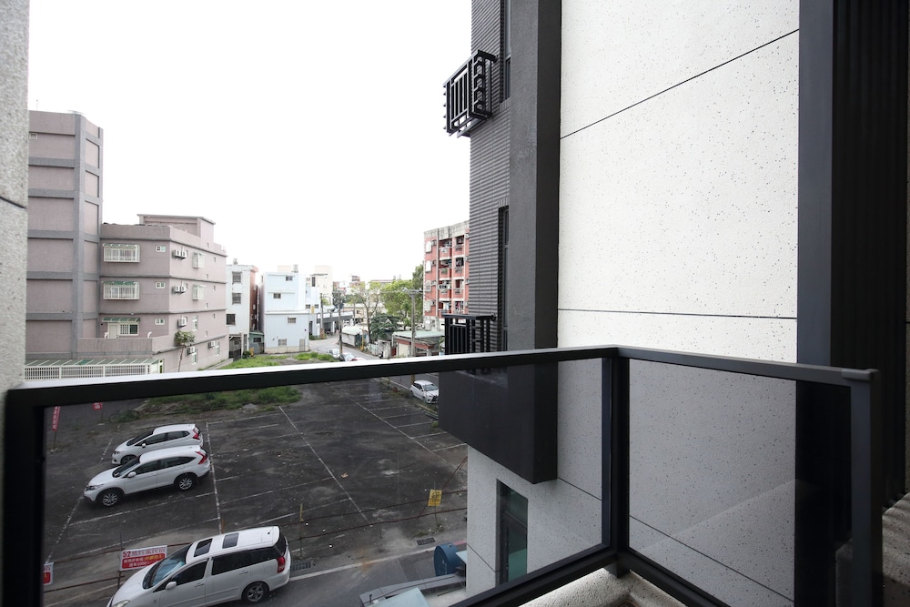 Photo 48