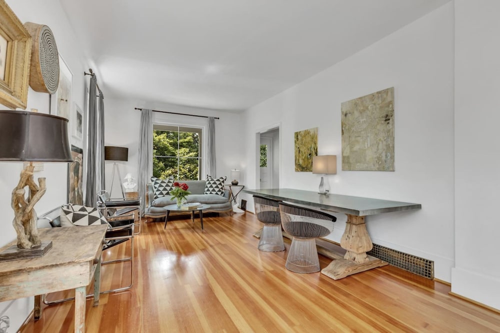 Queen Elizabeth Park Home