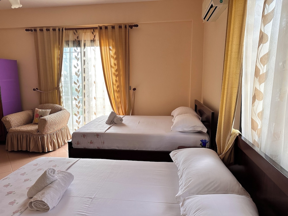 Apartments Meleqi