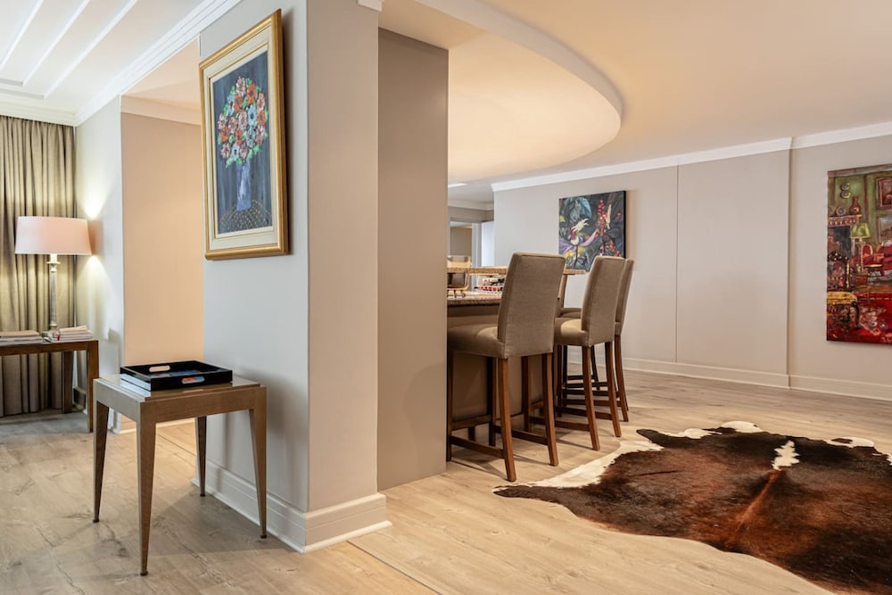 Bantry Place - Luxury Apartment