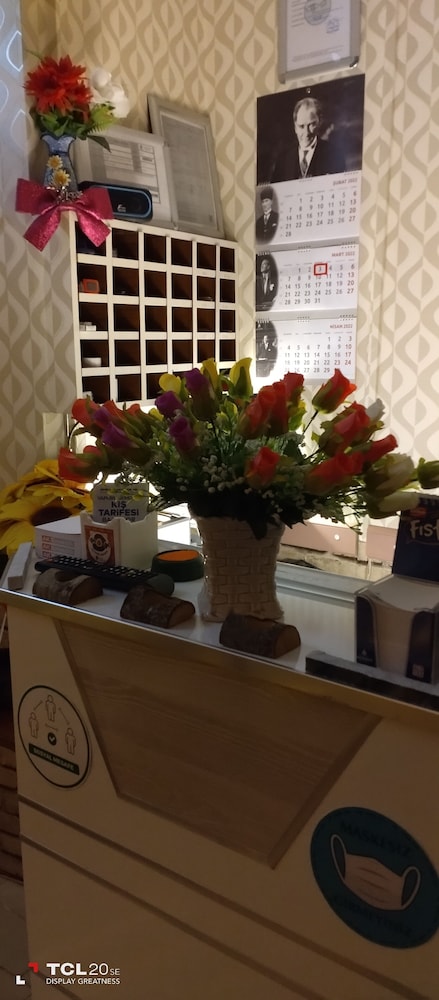 Lobby & Reception