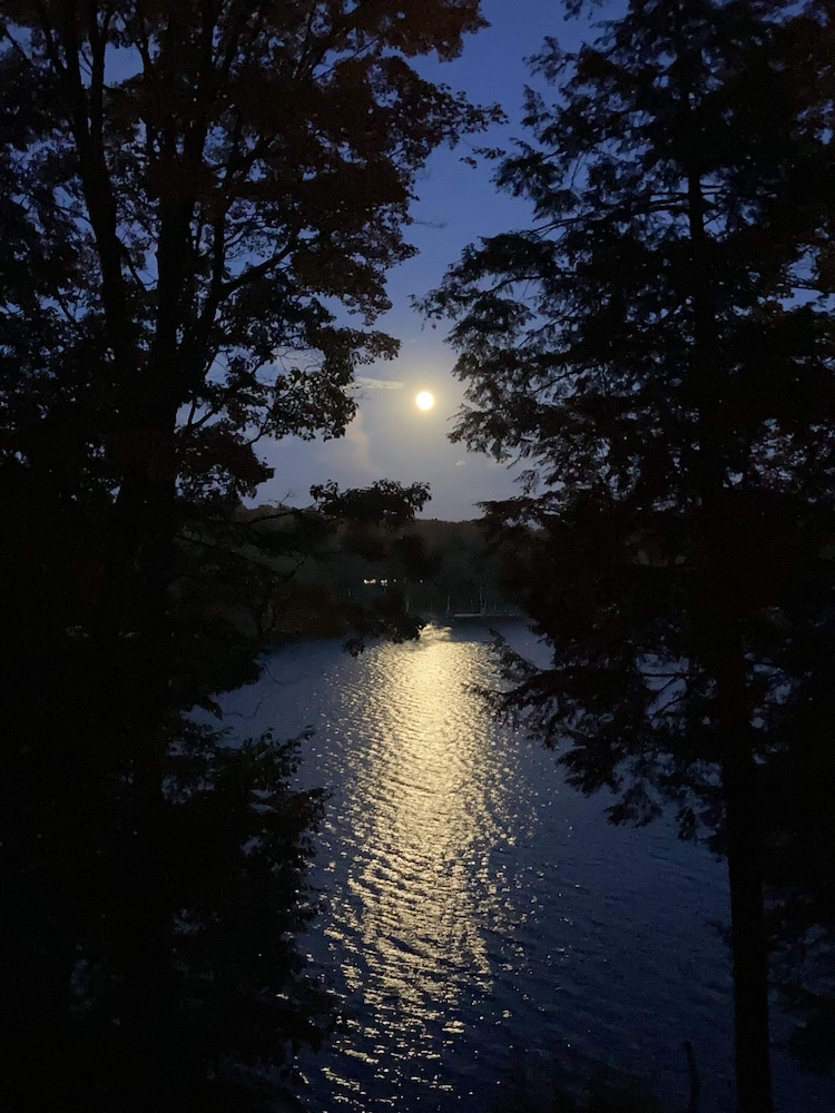 Dixon Lake Resort