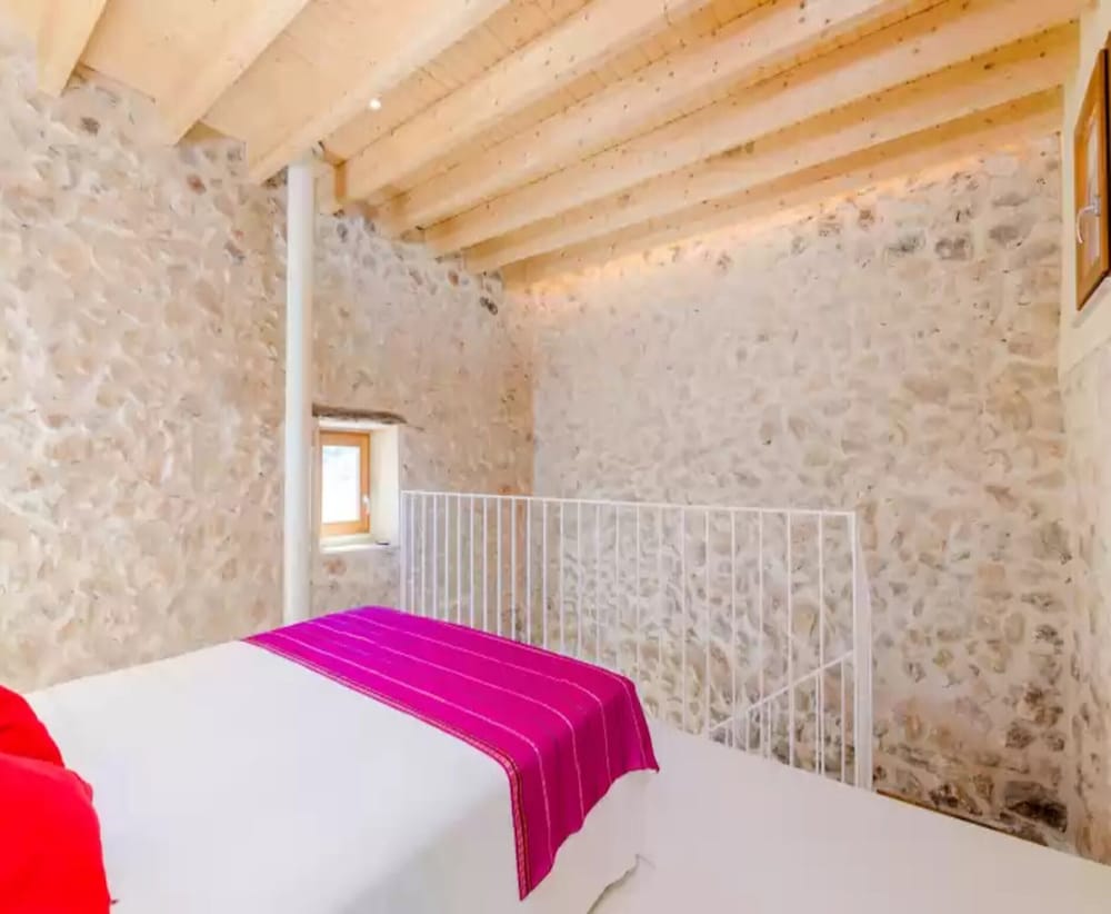 Casa Vella - House With Free Wifi