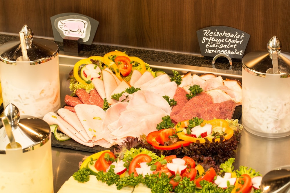 Hamburg Vacations - Heikotel Hotel Windsor - Property Image 21