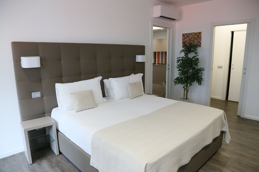 Hotel Studio Inn Centrale & Milano Urban Padel