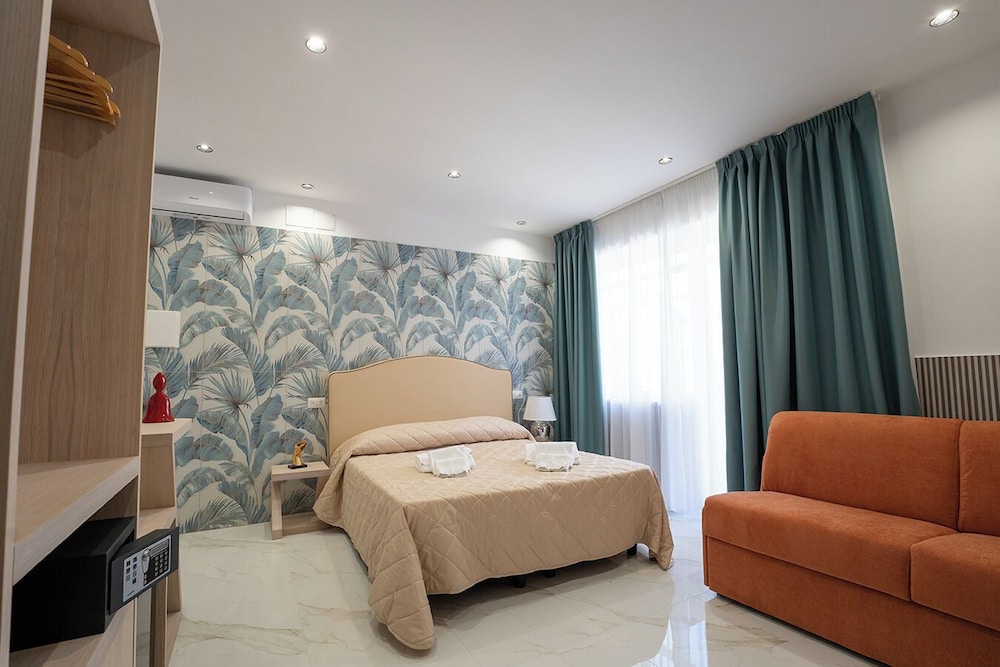 P.C. BOUTIQUE DE GASPERI by ClaPa Group Dislocated Hospitality
