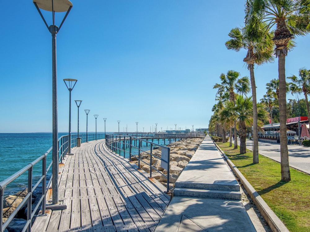 Sanders Eduardovich Limassol