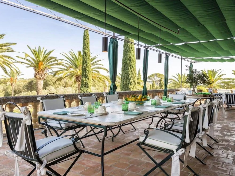 Countryside Villa With Terrace