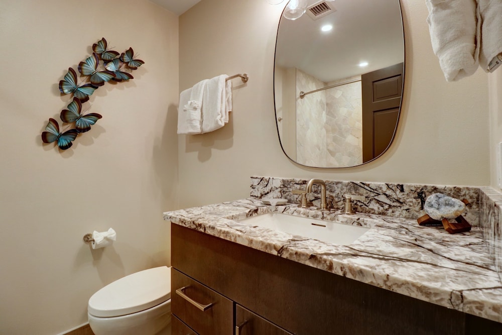 Pp409 Passage Point 2 Bedroom Condo