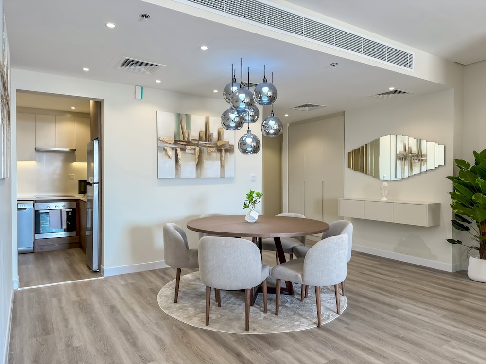 Resort Apartments - Royal Amwaj North