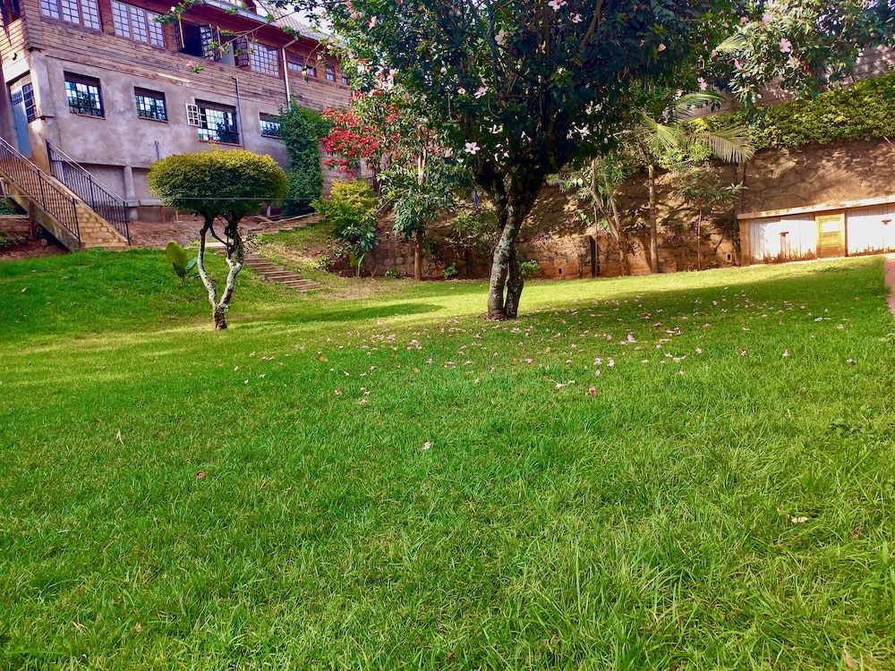 Kuniville Guest House