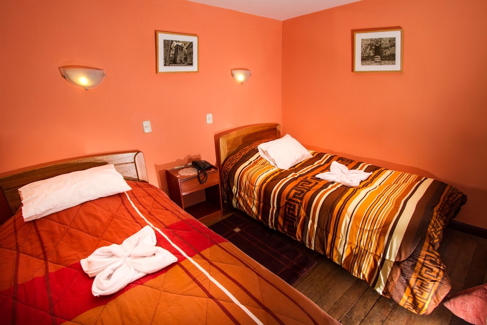 Hostal Suecia I