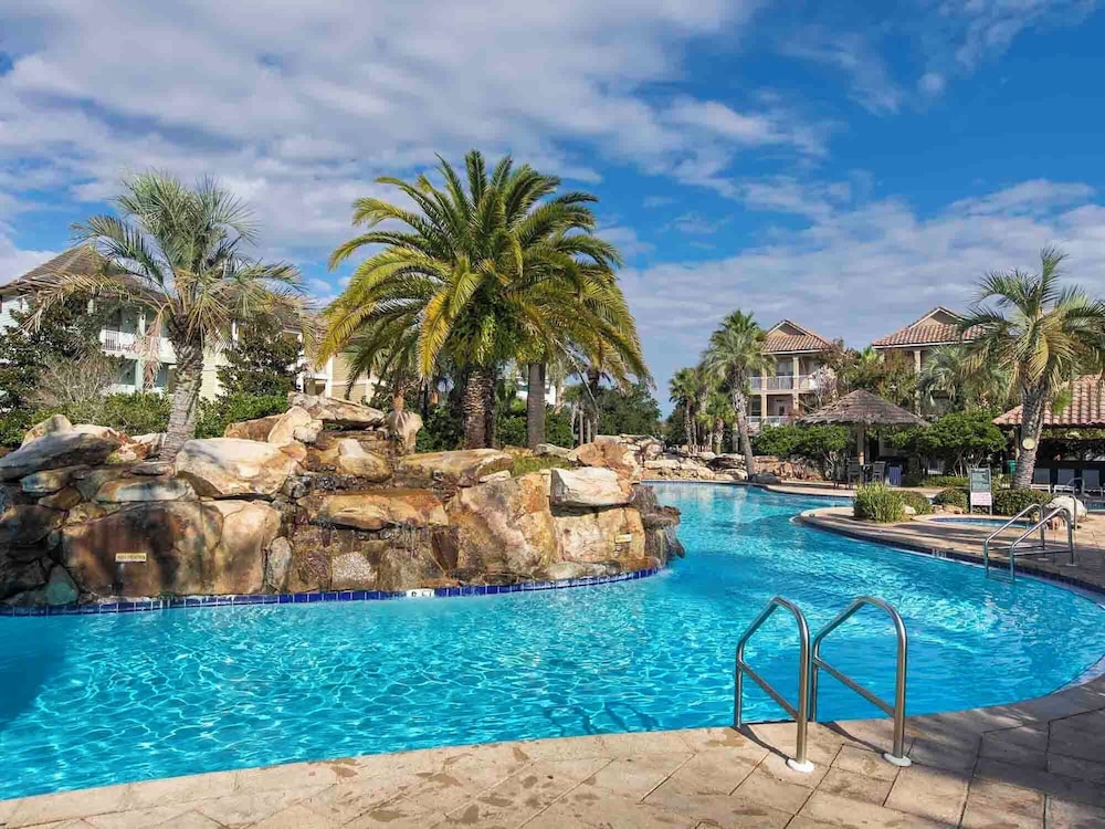 Sunny Beach by Southern Vacation Rentals