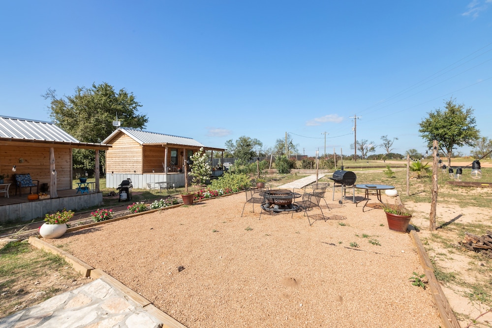 Hr 2- The Blue Sky 1 Bedroom Cabin by RedAwning view 5