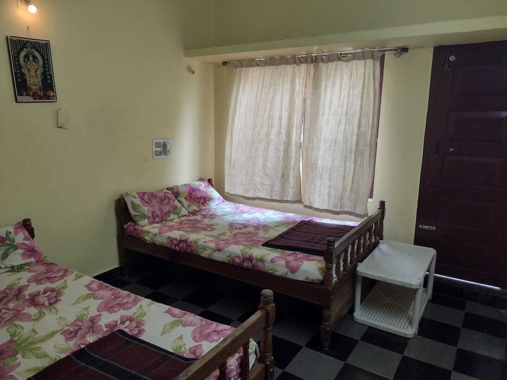Padmashree lodge