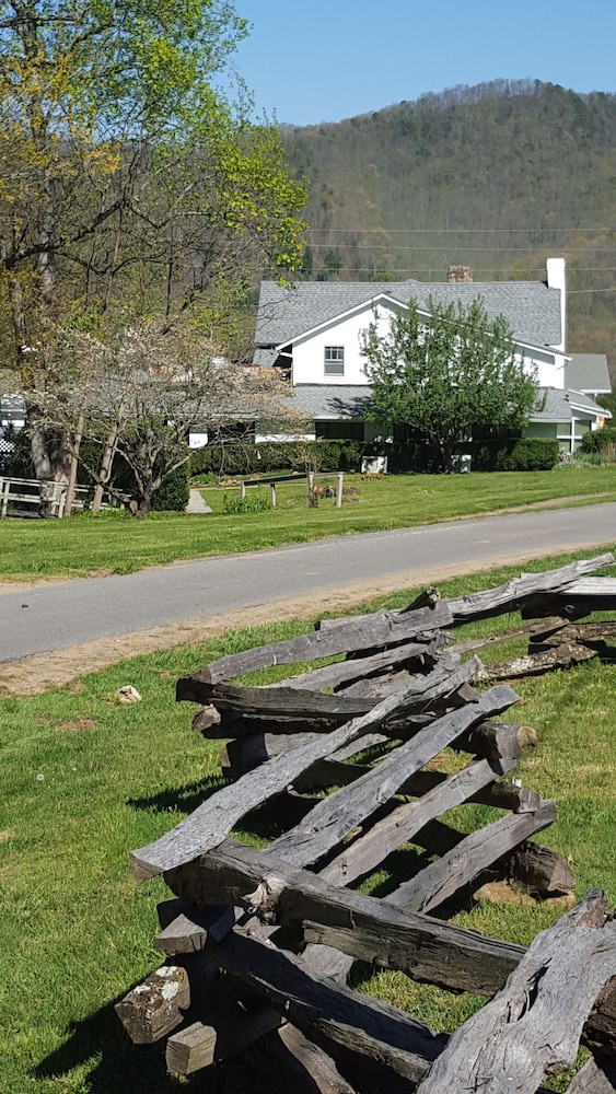 Pisgah View Ranch